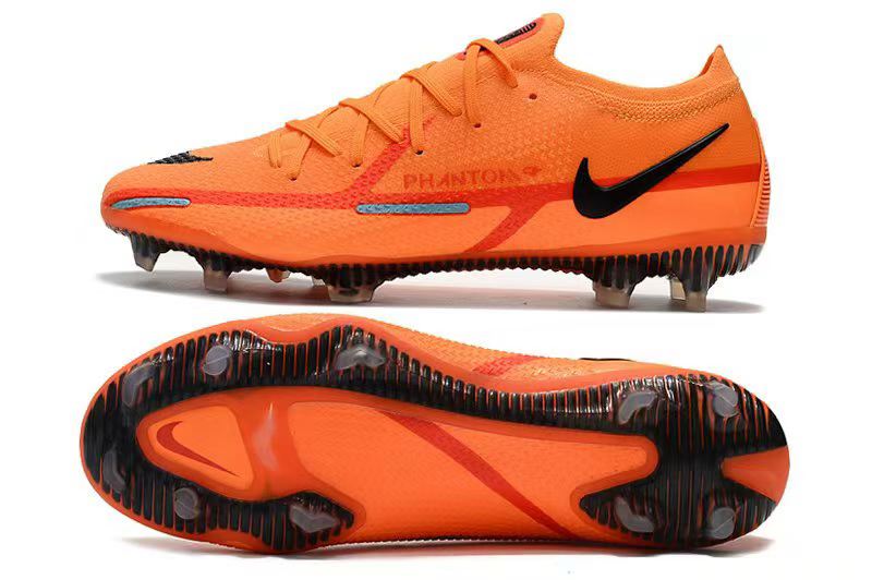 Sepatu Bola FG Low Cut PGT2 - Lapangan Rumput Alami - Kontrol Presisi