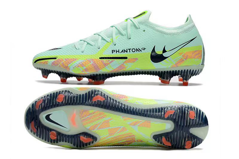 Sepatu Bola FG Low Cut PGT2 - Lapangan Rumput Alami - Kontrol Presisi