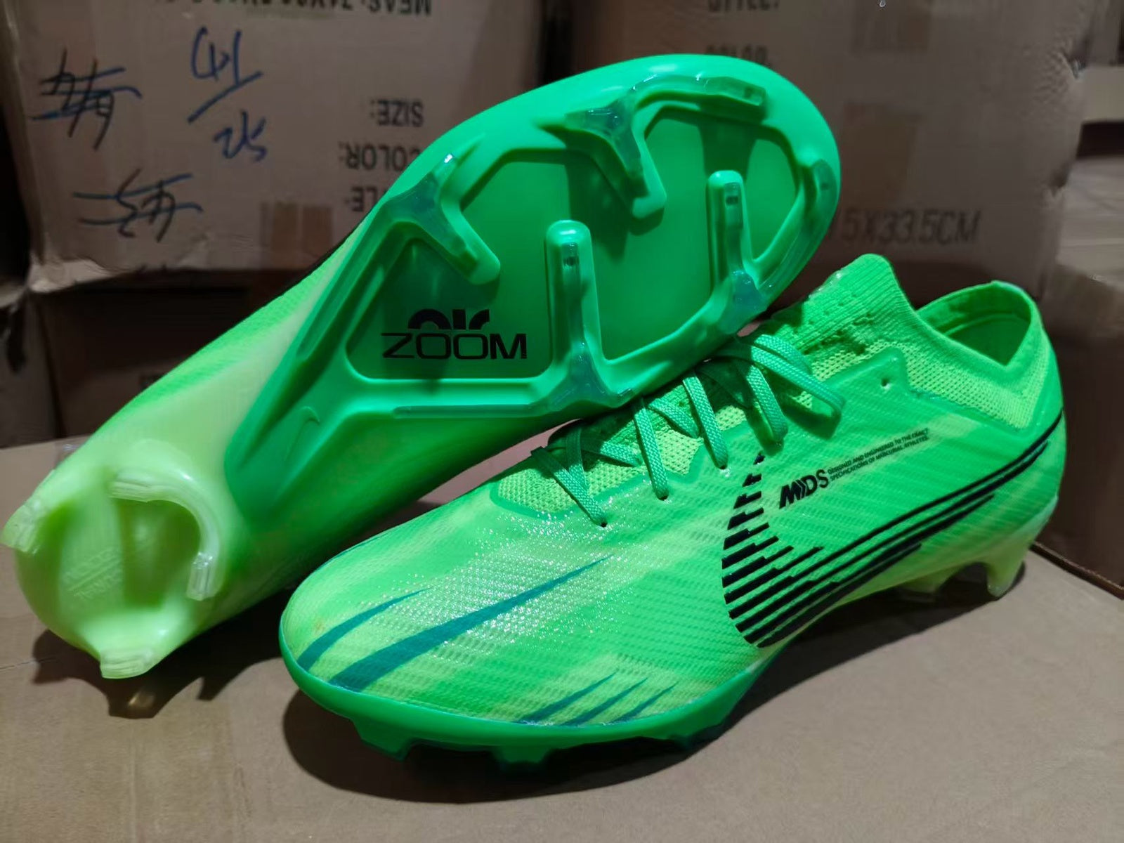 Sepatu Bola FG Low Cut V15 - Lapangan Rumput Alami - Ringan Anti Slip